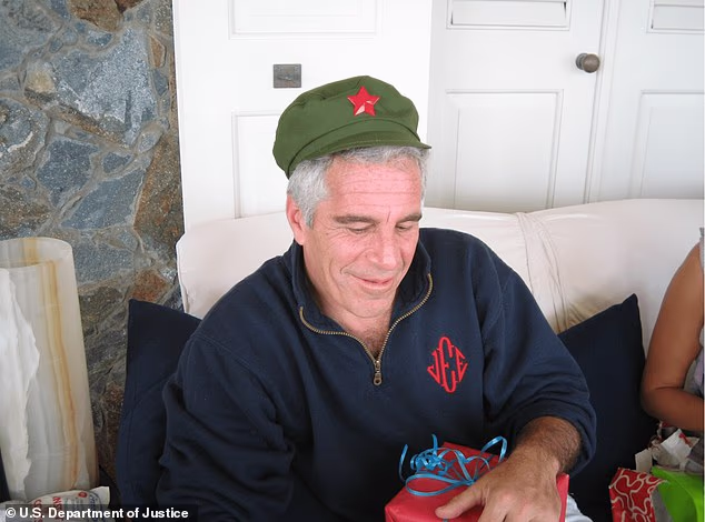 Джефри Епстийн,компромат,КГБ,Владимир Путин,Гислейн Максуел,Робърт Максуел,разузнаване,геополитика,меден капан