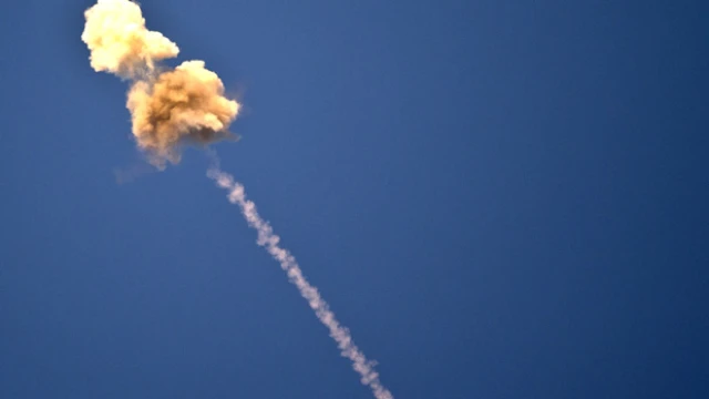 Иран изстреля ракети към Кипър,ракетна атака срещу Европа,британски бази в Кипър,Джон Хийли,Близък изток
