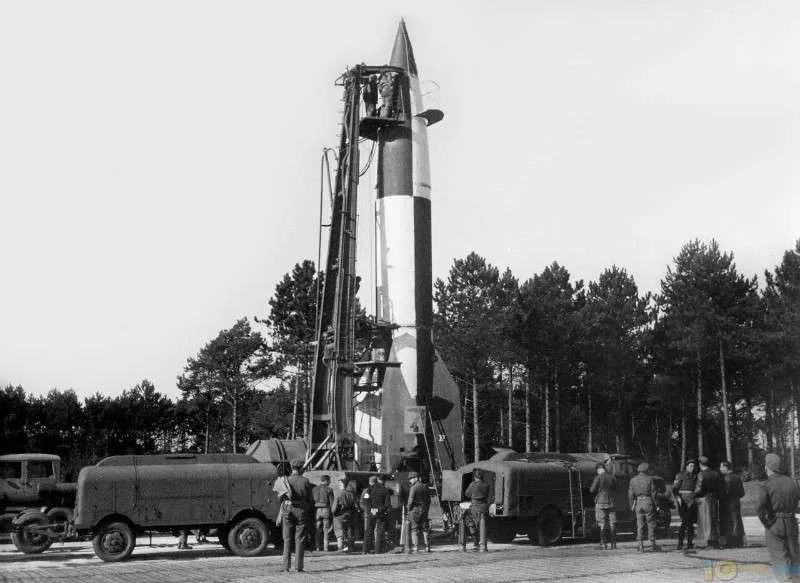 Фау-2 ракета,Вернер фон Браун,балистична ракета история,Втора световна война ракети,космическа програма начало